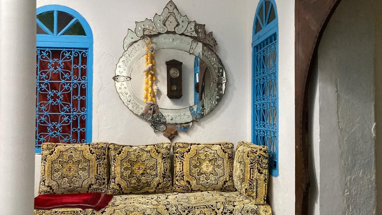 Riad Mama Aicha Asilah Buitenkant foto