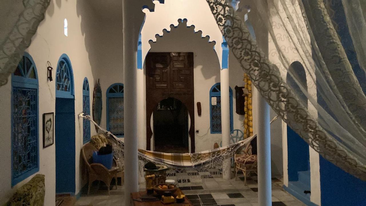 Riad Mama Aicha Asilah Buitenkant foto